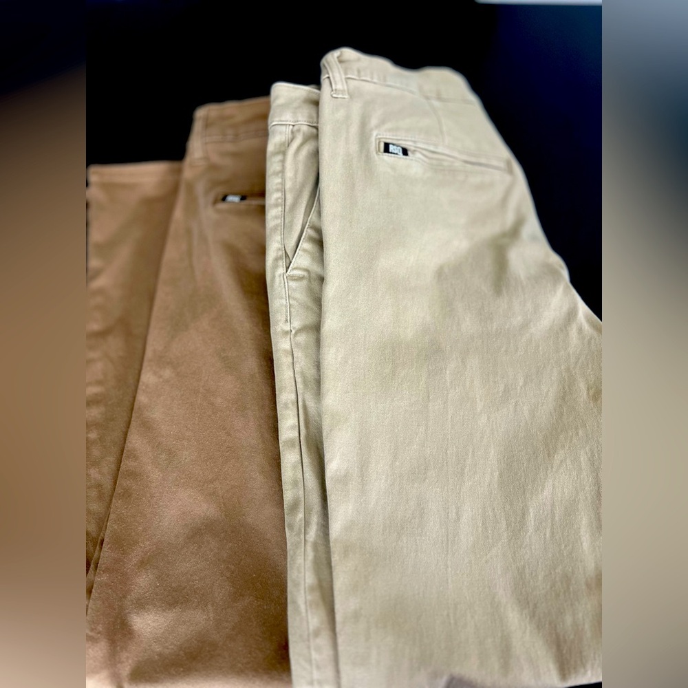 2 Men’s RSQ Chino pants 👖 perfect condition size 34x32